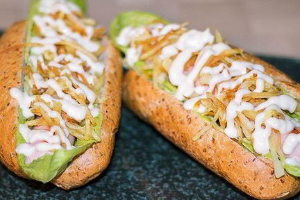 Хот-доги с картофельной соломкой