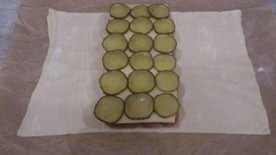 плетеный хот-дог