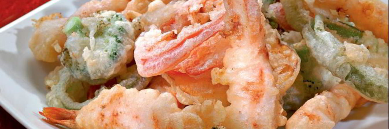 Креветки с овощами в кляре