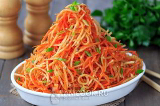 Морковь по-корейски с сельдереем