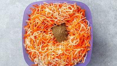 морковь по-корейски с сельдереем