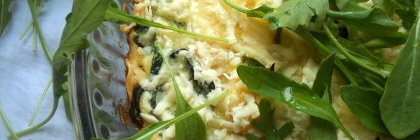 Фриттата с картофелем, шпинатом и творожным сыром