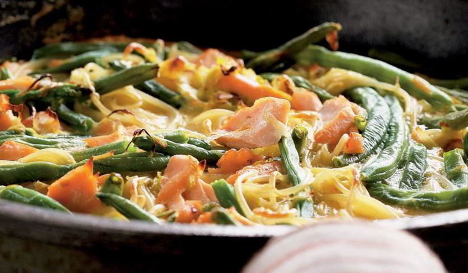 Рецепт фриттаты с лососем и спагетти