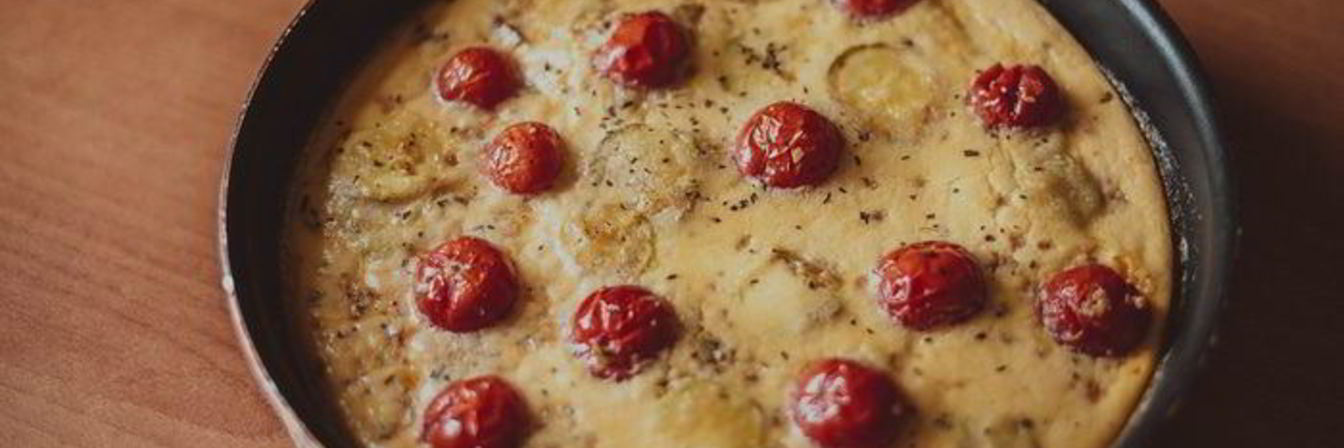 Фриттата с томатами черри