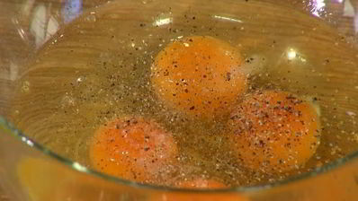 фриттата с тыквой, моцареллой и тимьяном