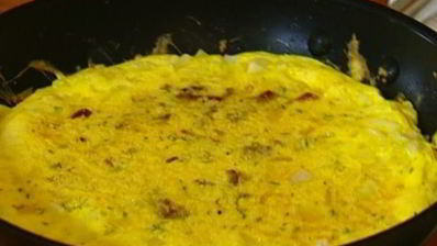 фриттата с вялеными помидорами и сыром