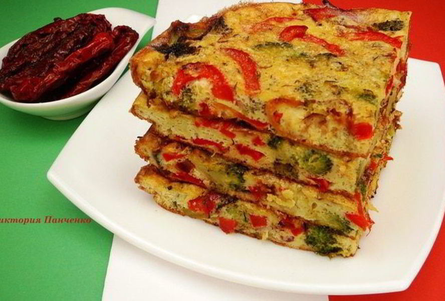 Фриттата со сладким перцем и брокколи