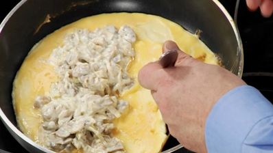 омлет и горячий шоколад