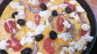 омлет по мотивам греческого салата