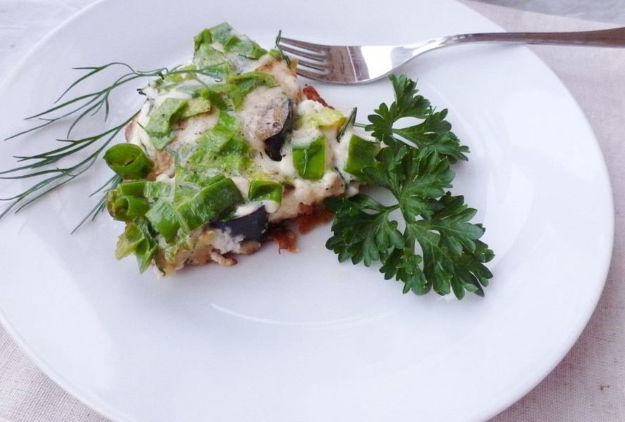 Омлет с баклажаном и кабачком