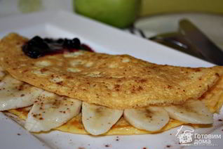 Омлет с бананом и корицей