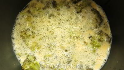 омлет с брокколи в мультиварке