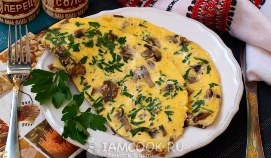 Рецепт омлета с грибами на сковороде