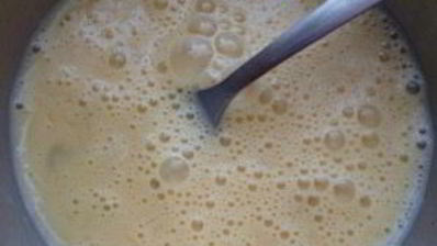 омлет с колбасой