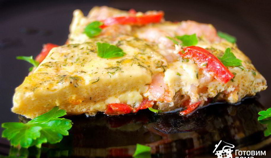 Рецепт омлета с креветками и овощами