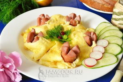 Омлет с сосисками в мультиварке