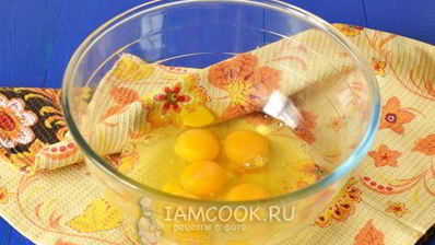 омлет с сосисками в мультиварке