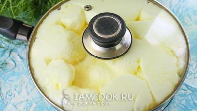 воздушный омлет на сковороде