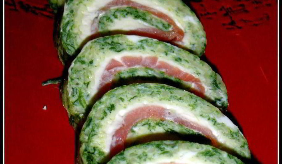 Рецепт закуски из омлета, сыра и красной рыбы