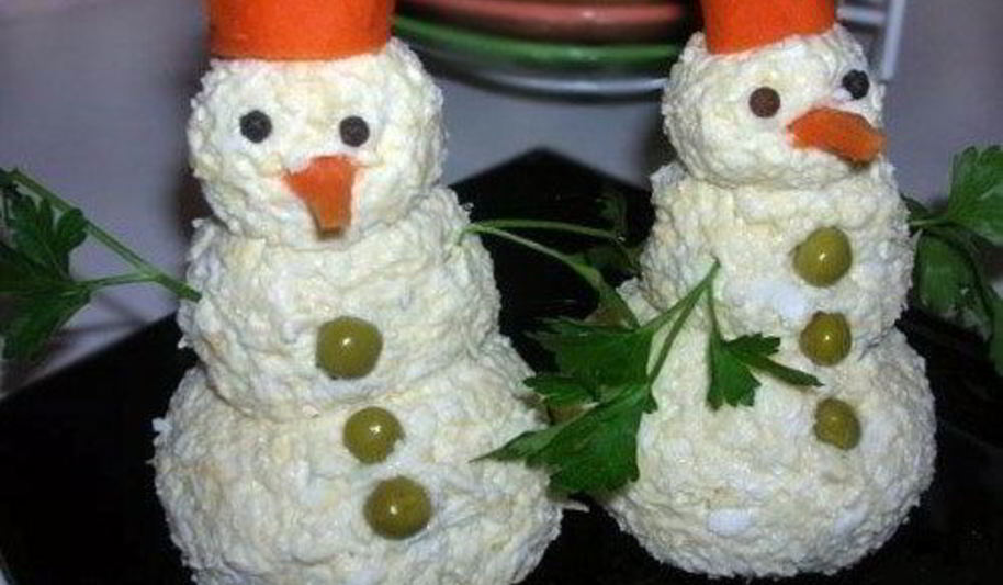 Рецепт оригинальной закуски сырные снеговики