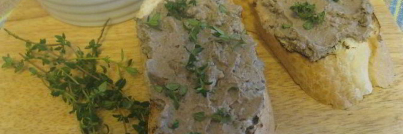 Французский паштет с куриной печенкой и шампанским