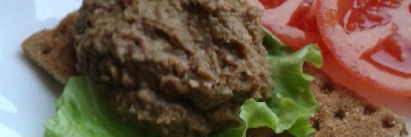 Паштет из чечевицы с кешью и черносливом