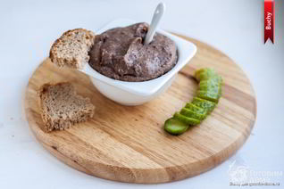 Паштет из фасоли, картофеля и мака