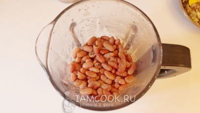 паштет из фасоли с орехами