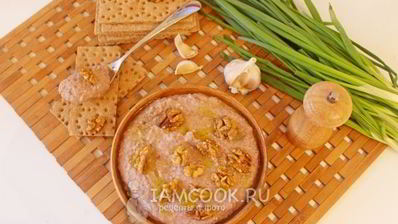 паштет из фасоли с орехами