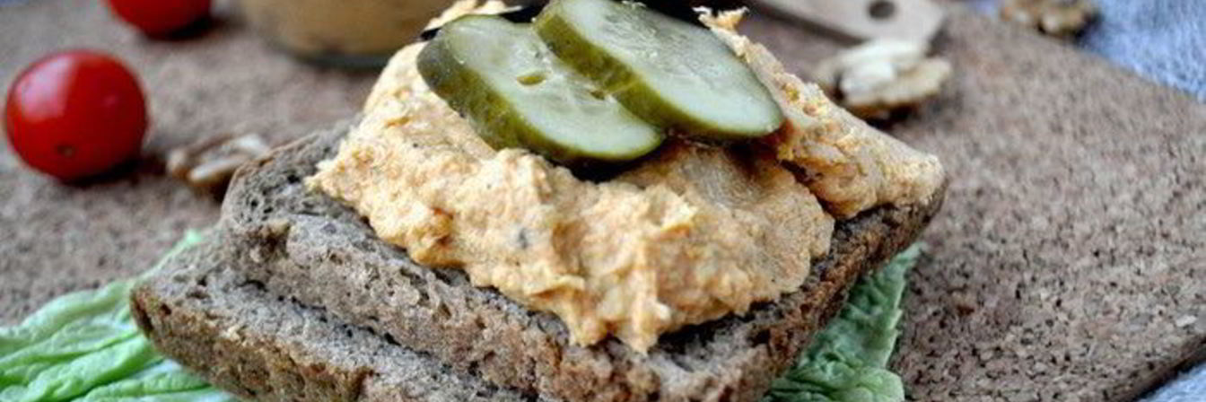 Паштет из куриной грудки с тыквой и грецкими орехами