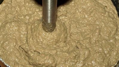 паштет из куриной печени и зеленого горошка