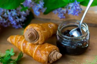 Паштет из куриной печени с луковым вареньем