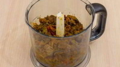 паштет из куриной печени с паприкой и яйцами