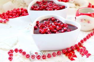 Паштет из куриной печени в гранатовом желе