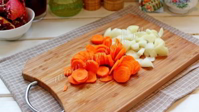 паштет из куриной печени в гранатовом желе