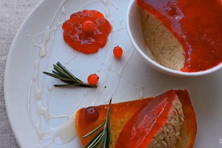 Паштет из курицы с клюквенным желе