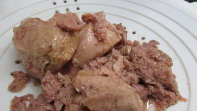 паштет из печени трески с зеленым горошком