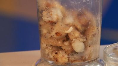 паштет из пикши с хлебом и сладким перцем