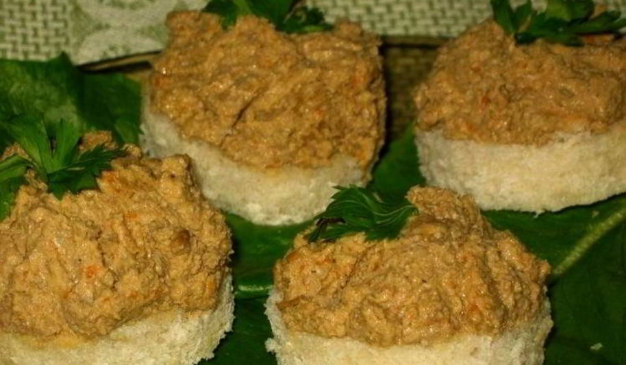 Рецепт печеночного паштета из говяжьей печени в мультиварке