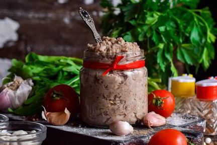 Постный паштет из фасоли с грибами