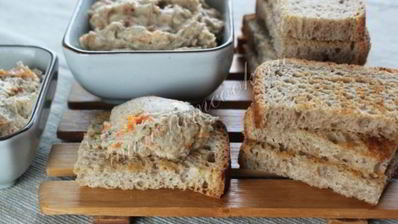 селедочный паштет с морковью и луком