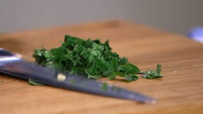 пряные яйца, запеченные с нутом