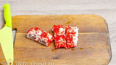 масаго ролл с лососем и сыром