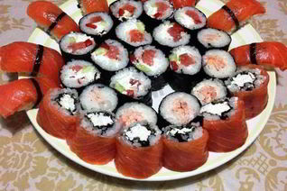 Нигири суши и роллы