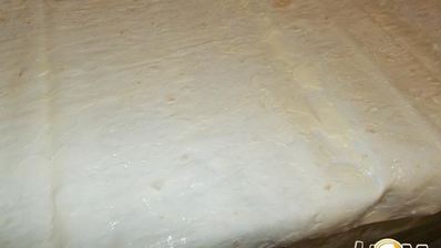 пшеничный ролл с форелью и зеленью