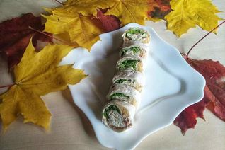 Ролл с печенью трески