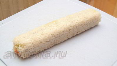 ролл в стружке тунца бонито