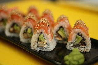 Роллы Гонконг с угрем по-домашнему