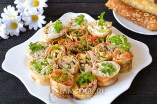 Роллы из блинчиков с разной начинкой