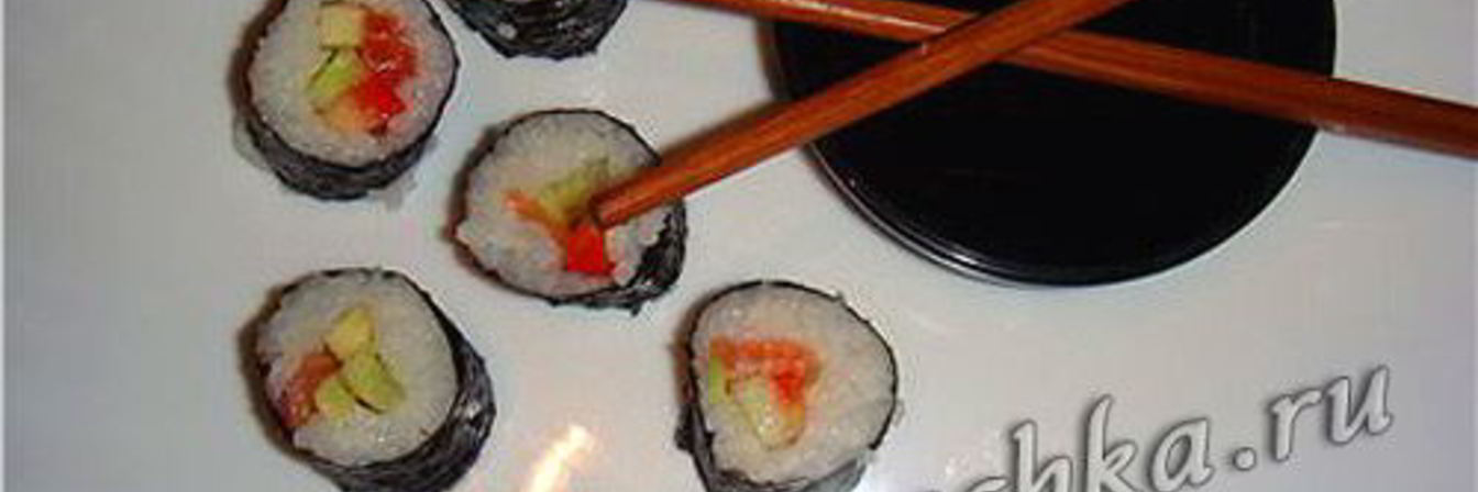 Роллы Калифорния с креветками и крабовым мясом